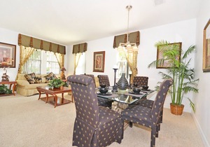 Large villa with games room, private pool and spa near Champions Gate