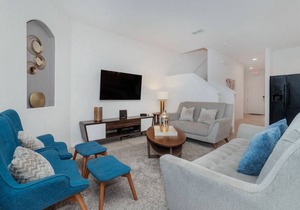 Lazy River / Kid's Splash Pad / Water Slide / Poolside Bar & Grill / Near Disney / Free Resort Fees