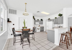 Lovely 5 Bed Game Pool Home in Highlands Reserve