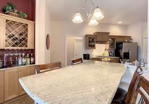 Luxury 5 Bed with POOL & SPA + Outdoor Kitchen Minutes to Disney!