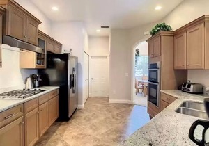 Luxury 5 Bed with POOL & SPA + Outdoor Kitchen Minutes to Disney!