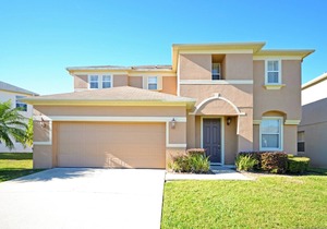 Private pool with waterfall feature. Popular 4 bed, 3 bath villa in Windwood Bay