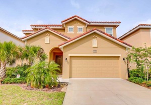 SIX BEDROOM HOME IN A 5 STAR RESORT