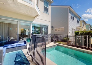 Snowbird-friendly home with private pool, patio, game room & high-speed WiFi