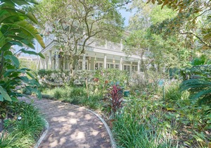 Sonder Wellborn | Accessible Queen Room+
