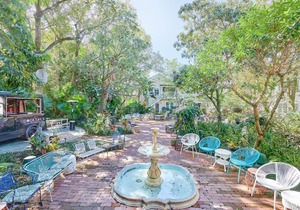 Sonder | Wellborn | Amazing 1BR + Courtyard
