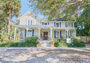 Sonder Wellborn | Spacious Queen Room