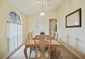 Spacious 3 Bedroom 2 Bathroom Pool Home in Indian Ridge