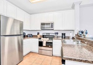 Spacious 3BR Family Getaway w Pool near Disney