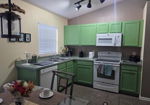 Spacious Orlando south facing pool villa close to Walt Disney World