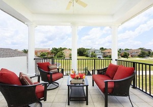 Stunning 6 bedroom villa on the beautiful Reunion resort Superb games room
