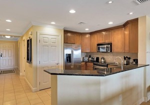 Stunning Sunsets Reunion Condo. 3 Beds, 3 Baths. Golf Course View. Free WIFI