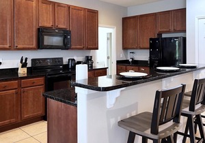 Sunny Family Villa w Pool & Game Room - Near Resort Activities and Disney World