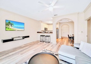 Upstay 2BR Condo w Pool/Hot Tub—Near Disney