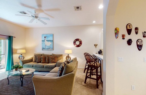 Bahama Bay Condo | 115 m² Condo ∙ 3 bedrooms ∙ 8 guests