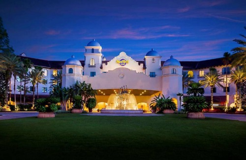 Florida Center Resort | 130 m² Resort ∙ 2 bedrooms ∙ 127 guests