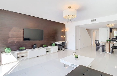 Florida Center North Apartment | 158 m² Apartment ∙ 2 bedrooms ∙ 5 guests