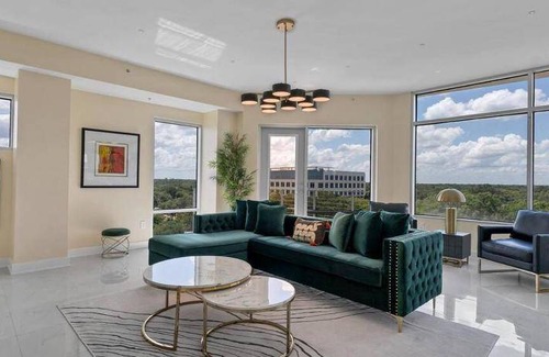 South Eola Apartment | 187 m² Apartment ∙ 3 bedrooms ∙ 7 guests