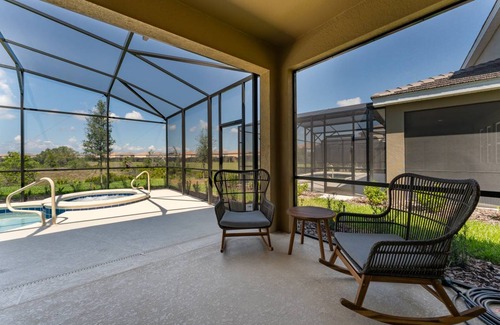 Loughman House | 263 m² House ∙ 6 bedrooms ∙ 12 guests