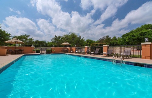 Airport North Hotel | 35 m² Hotel ∙ 127 guests
