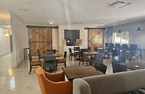 West Kissimmee Hotel | 37 m² Hotel ∙ 127 guests