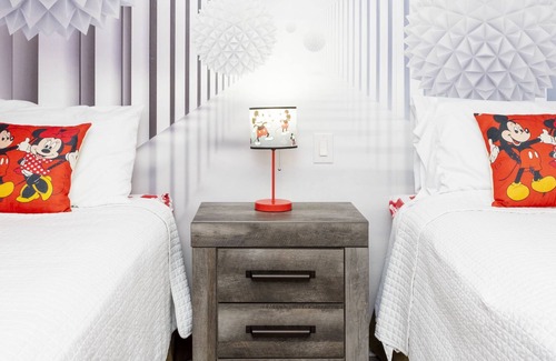 West Kissimmee House | 3BEDS / 2 SUITS ENCANTADA RESORT 10min DISNEY