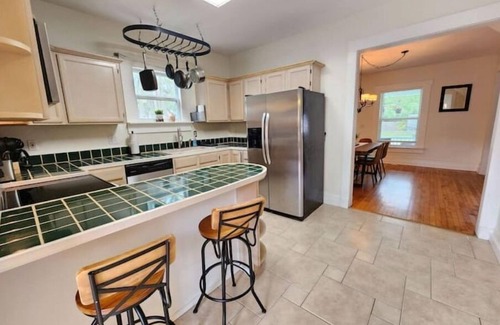 Sanford House | 4/2 Historic Bungalow DT Sanford