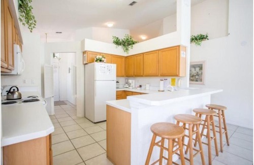 Pinewood Country Estates House | 4 Bedroom Disney Area Pool Home with Lake View