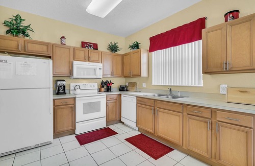 Calabay Parc Villa | 4 Bedrooms Home Nearby Disney and Golf Courses of Champions Gate - Sleeps 8