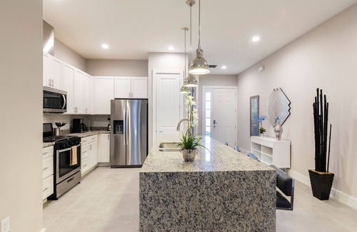 West Kissimmee Villa | ★ 4 BR 4 BA Villa | 5min→Disneyworld |1804ft²| BBQ