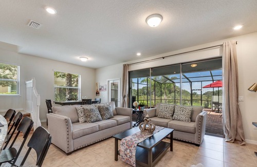 Loughman Cottage | 4615 Terrasonesta Drive