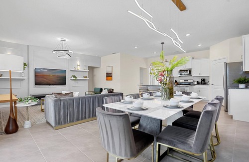 Sunridge Woods House | 5 Bedroom/4.5 Bathroom Solterra Resort (7869 OR)