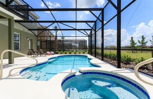 Loughman House | 5144 Oakbourne Avenue home
