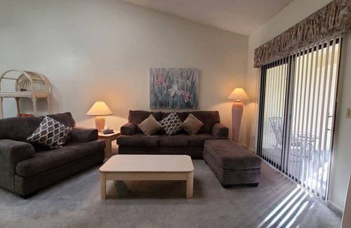 Ventura Condo | AMAZING Clubview Holiday Condo perfect for your vacation w/the most attractive amenities