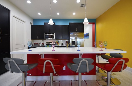 Sandy Ridge House | Beautiful 5 Bed Pool Town Home at The Enclave at Festival