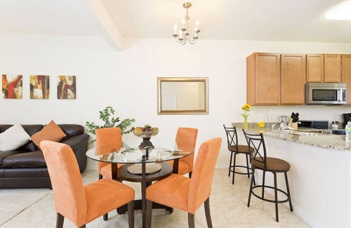 Bellavida House | Bella Vida Townhome with private pool near Disney