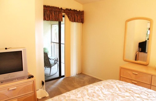Ventura Apartment | Clubview Two-Bedroom Condo #3006