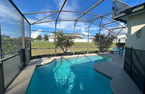 Calabay Parc House | Cozy Pool Home near Restaurants in Davenport
