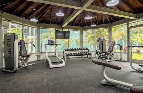 Kissimmee Apartment | Delightful 1BR Condo Next to Disney With Lake view