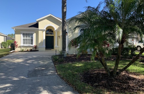 Calabay Parc House | Disney 4 Bedrooms with Pool, 8 miles from Disney!