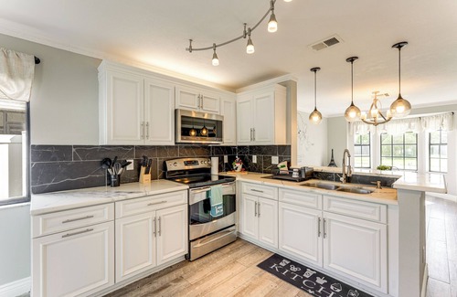 Buena Ventura Lakes House | Disney-Themed Home: Swim, BBQ & Explore Kissimmee!