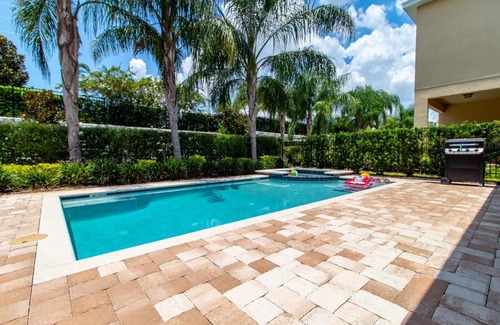 West Kissimmee House | Encore Resort 5 Bedroom Vacation Home with Pool (2007)
