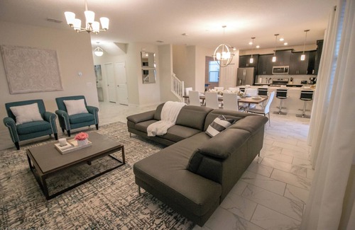 Davenport House | Exquisite 6BR Haven: Private Pool, Spa - Accommodates 14 - 1581