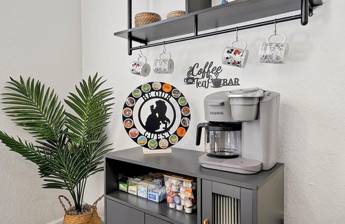 Windsor Hills House | Fall Special! Free Pool Heat + Game Room + Themed Bedrooms – Minutes to Disney