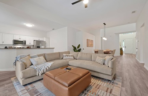 Windsor Hills House | Fall Special! Free Pool Heat + Game Room + Themed Bedrooms – Minutes to Disney