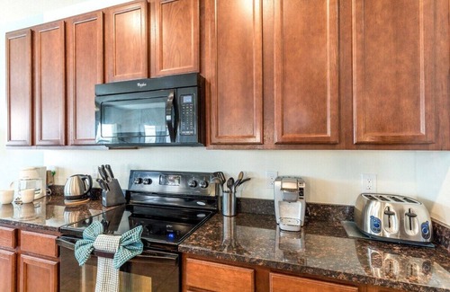 Watersong House | Family Retreat | 6BR Villa w/Pool, Spa, Games & Pet-Friendly Stay