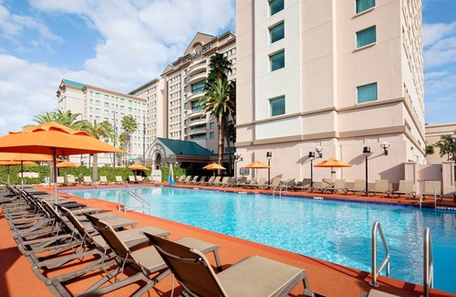 Orlando Apartment | Florida Hotel & Conference Center in the Florida Mall