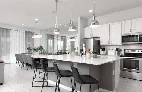 Loughman House | Good Place Rentals #11