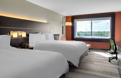 Sanford Hotel | Holiday Inn Express & Suites Sanford- Lake Mary by IHG