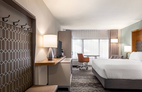 Airport North Hotel | Holiday Inn Orlando International Airport by IHG